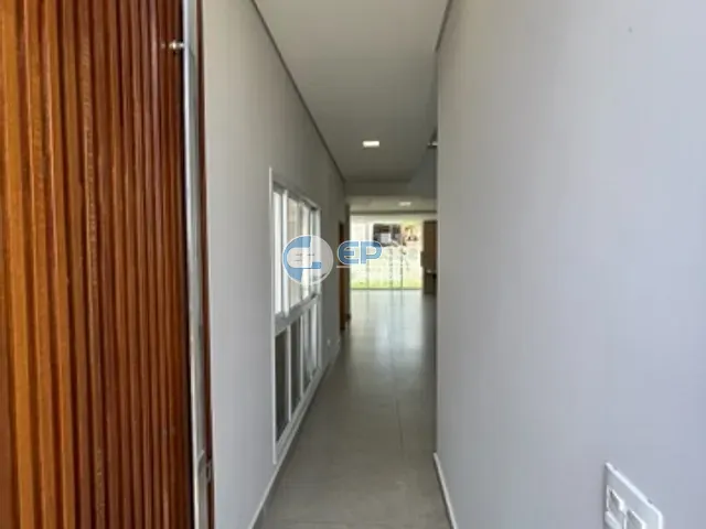 Casa com 250m² 4 quartos e 2 banheiros, à venda, no bairro Gleba Simon Frazer em Londrina