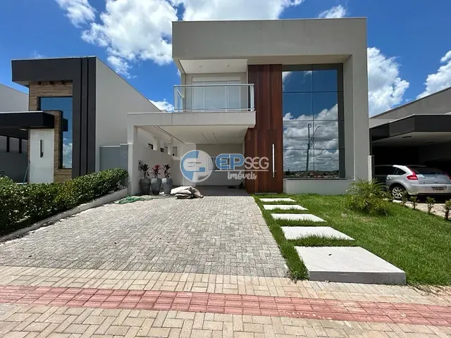 Casa com 250m² 4 quartos e 2 banheiros, à venda, no bairro Gleba Simon Frazer em Londrina
