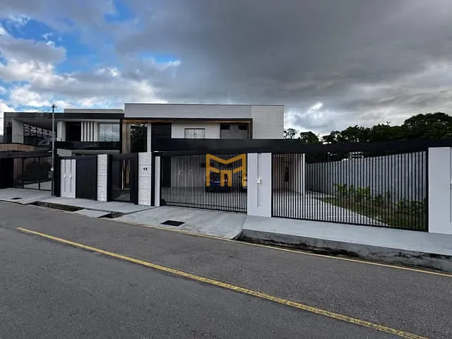 Casa 4 quartos e 5 banheiros, à venda, no bairro Levilândia em Ananindeua