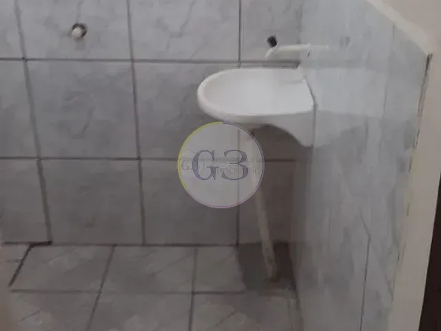 Casa 2 quartos e 1 banheiro, para alugar, no bairro Cidade Nova em Rio Grande
