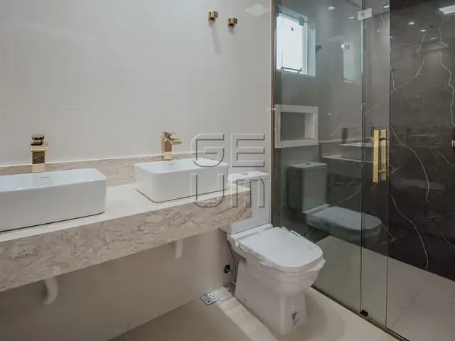 Casa com 251m² 3 quartos e 4 banheiros, à venda, no bairro Jardim Morumbi em Londrina