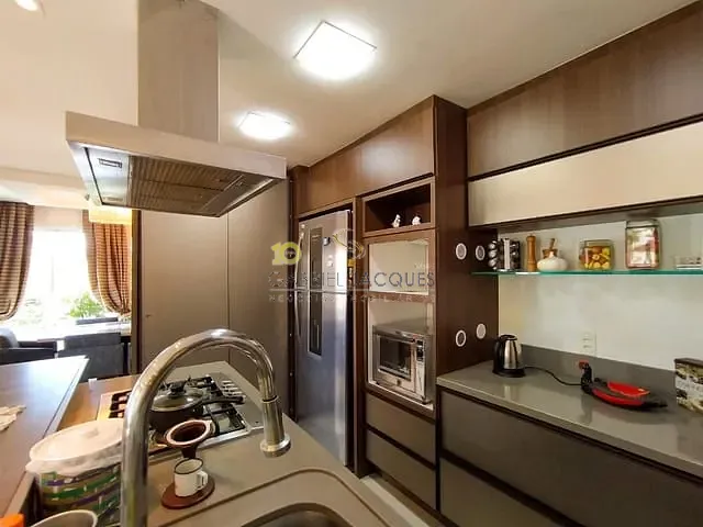 Casa com 363m² 3 quartos e 4 banheiros, à venda, no bairro Pedra Branca em Palhoça