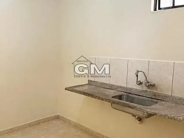 Casa com 216m² 4 quartos e 3 banheiros, à venda, no bairro Vila Tibério em Ribeirão Preto