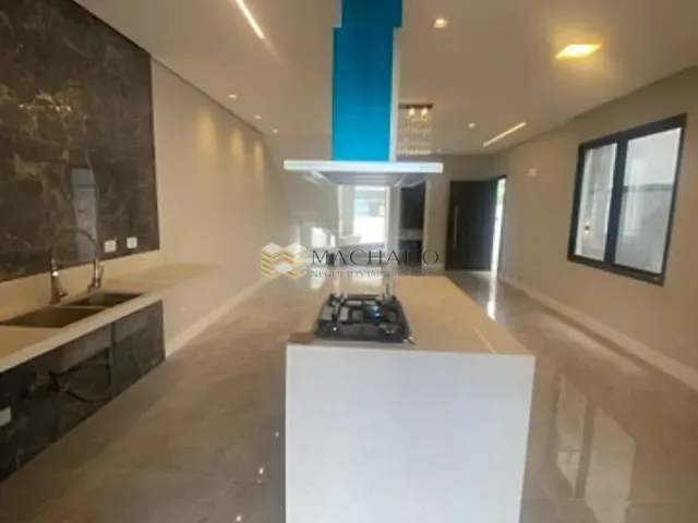 Casa com 150m² 3 quartos e 3 banheiros, à venda, no bairro Chácara Jaguari (Fazendinha) em Santana de Parnaíba