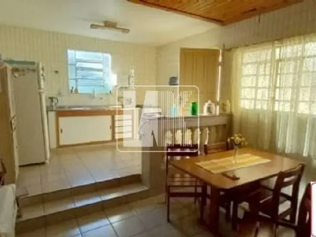 Casa com 230m² 2 quartos e 1 banheiro, à venda, no bairro Vila Palmares em Santo André