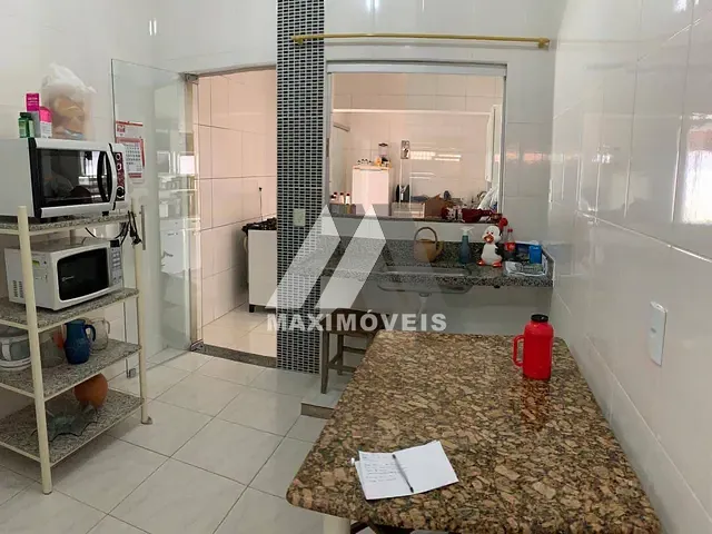 Casa com 180m² 3 quartos e 2 banheiros, à venda, no bairro Novo São Vicente em Bom Despacho