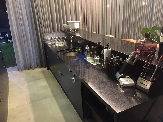 Casa com 600m² 5 quartos e 7 banheiros, à venda, no bairro Recreio dos Bandeirantes em Rio de Janeiro