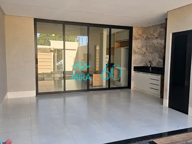 Casa com 180m² 3 quartos e 3 banheiros, à venda, no bairro Ilda em Aparecida de Goiânia