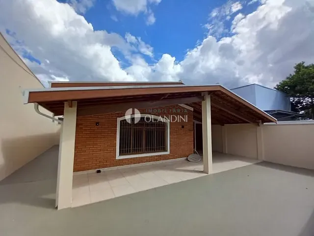 Casa com 300m² 2 quartos e 2 banheiros, para alugar, no bairro Jardim Resek em Artur Nogueira