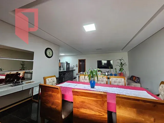 Casa 3 quartos e 4 banheiros, à venda, no bairro Caiçaras em Belo Horizonte
