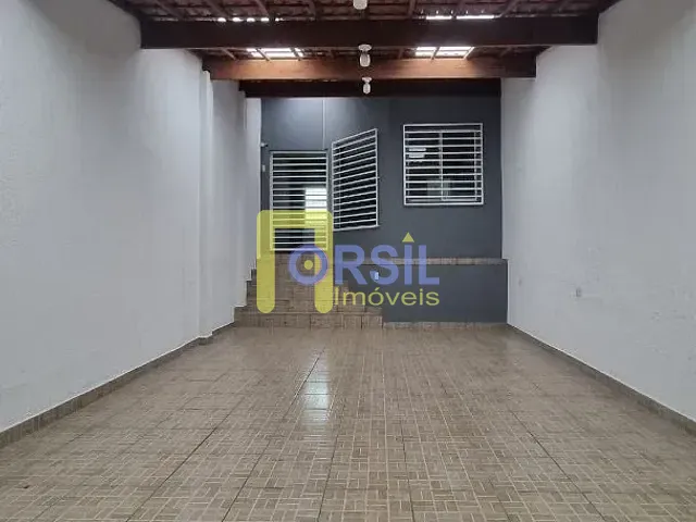 Casa com 250m² 2 quartos e 1 banheiro, à venda, no bairro Vila Lavínia em Mogi das Cruzes