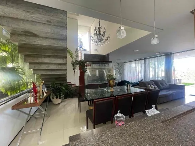Casa com 345m² 3 quartos e 4 banheiros, à venda, no bairro Esperança em Londrina