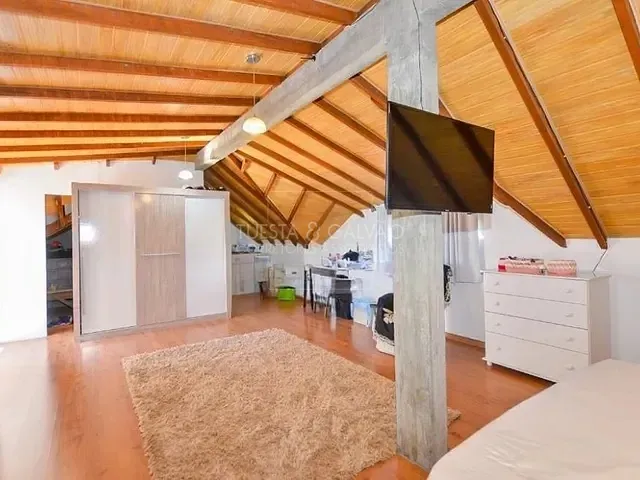 Casa com 280m² 3 quartos e 2 banheiros, à venda, no bairro Butiatuvinha em Curitiba