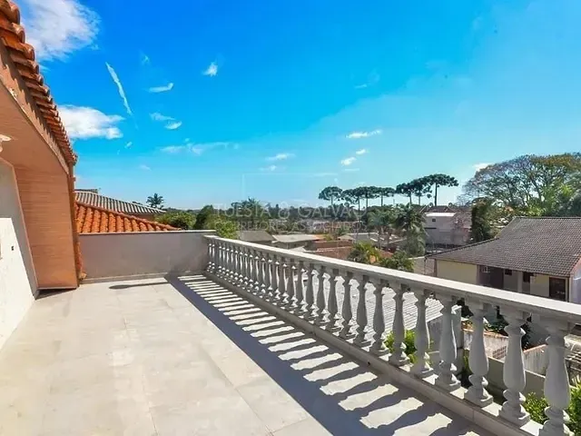 Casa com 280m² 3 quartos e 2 banheiros, à venda, no bairro Butiatuvinha em Curitiba