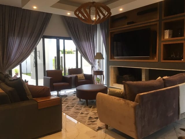 Foto do Casa - Casa com 2 dormitórios à venda por R$ 1.100.000 na Três Vendas em Pelotas/RS. Agende sua visita! UP Imóveis! | UP Imóveis