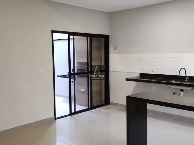 Casa com 150m² 3 quartos e 1 banheiro, à venda, no bairro Vila Santos em Caçapava