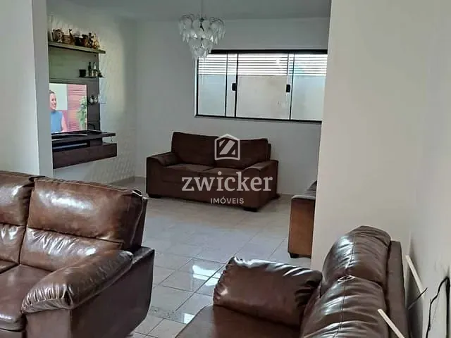 Casa com 396m² 3 quartos e 2 banheiros, à venda, no bairro Parque São João em Bauru