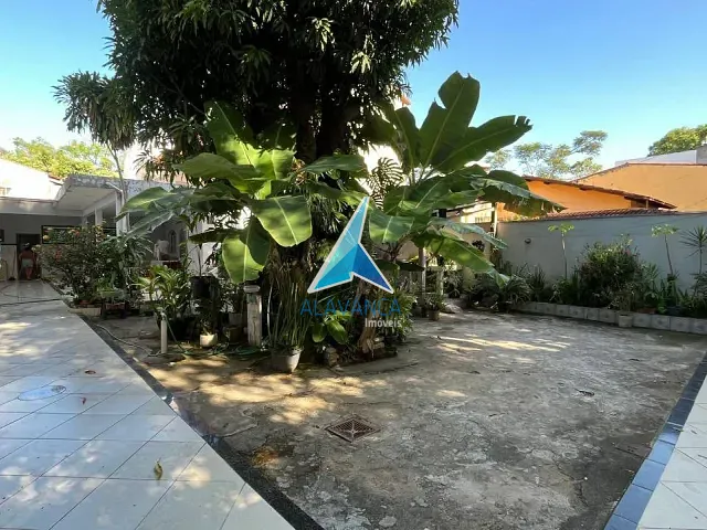 Casa com 360m² 3 quartos e 4 banheiros, à venda, no bairro Ilha dos Araújos em Governador Valadares