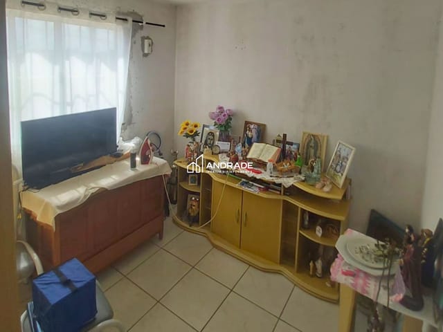 Casa com 290m² 3 quartos e 2 banheiros, à venda, no bairro Núcleo Habitacional Papa João Paulo I em Apucarana