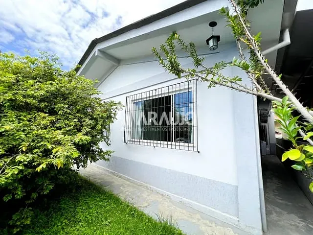 Casa com 257m² 3 quartos e 1 banheiro, à venda, no bairro São Vicente em Itajaí