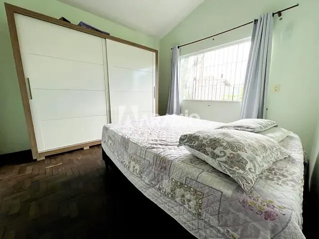 Casa com 257m² 3 quartos e 1 banheiro, à venda, no bairro São Vicente em Itajaí
