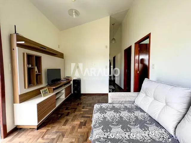 Casa com 257m² 3 quartos e 1 banheiro, à venda, no bairro São Vicente em Itajaí