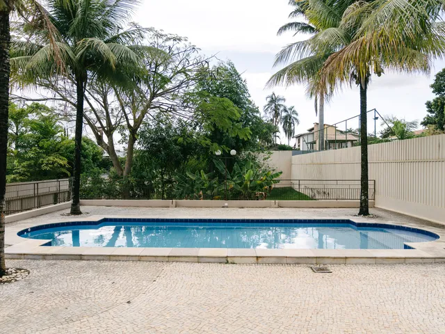 Casa 4 quartos e 5 banheiros, para alugar, no bairro Setor de Habitações Individuais Sul em Brasília