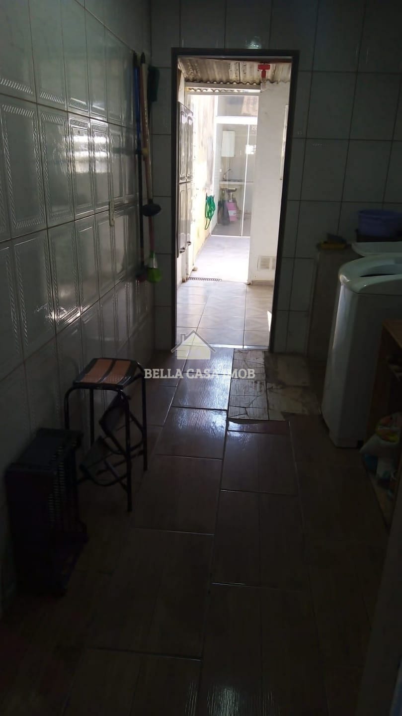 Casa à venda com 2 quartos, 85m² - Foto 17