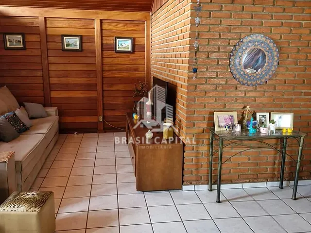 Casa 4 quartos e 3 banheiros, à venda, no bairro Jardim Ibiti do Paço em Sorocaba
