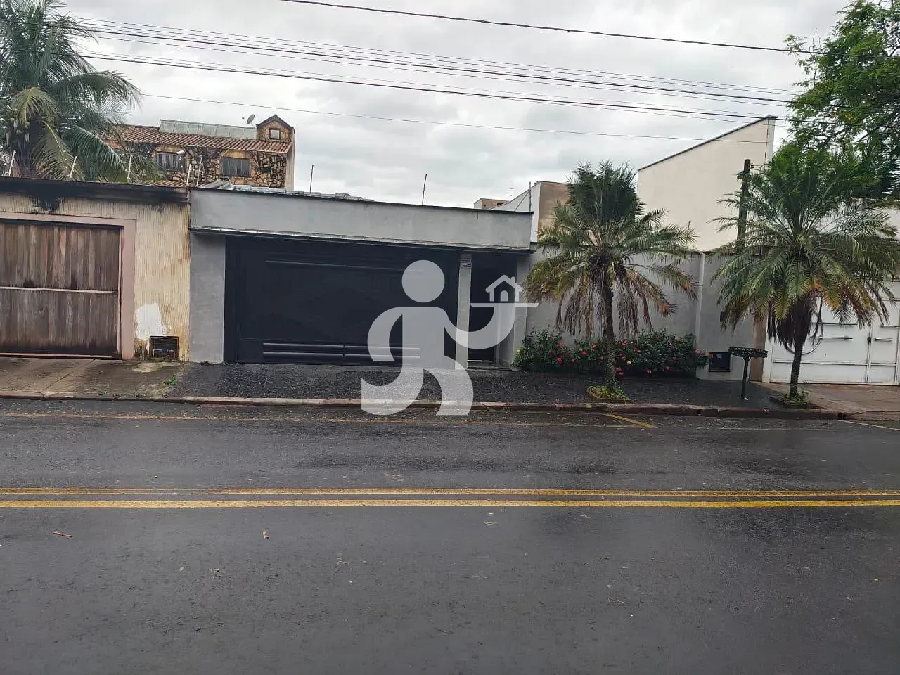 Casa, 3 quartos, 270 m² - Foto 1