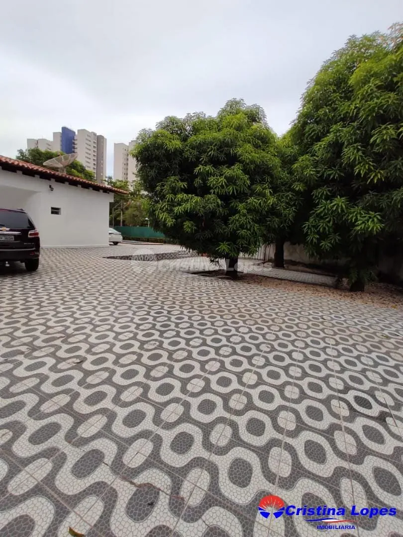 Casa, 4 quartos, 430 m² - Foto 1