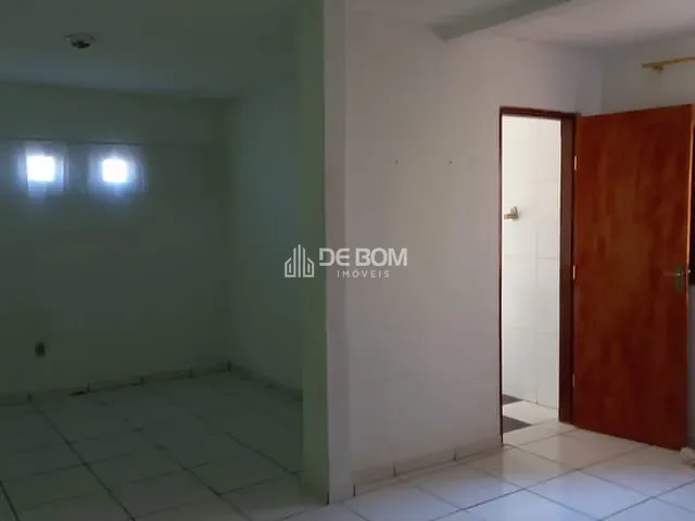 Casa com 180m² 3 quartos e 4 banheiros, à venda, no bairro Parque Pinheiros em Poços de Caldas