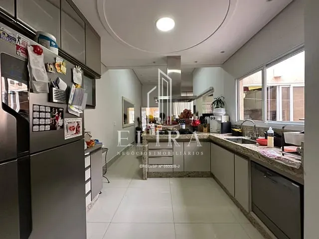 Casa com 150m² 3 quartos e 2 banheiros, à venda, no bairro Parque Universitário em Americana