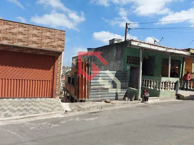 Casa com 125m² 1 quarto e 1 banheiro, à venda, no bairro Alto da Boa Vista em Mauá