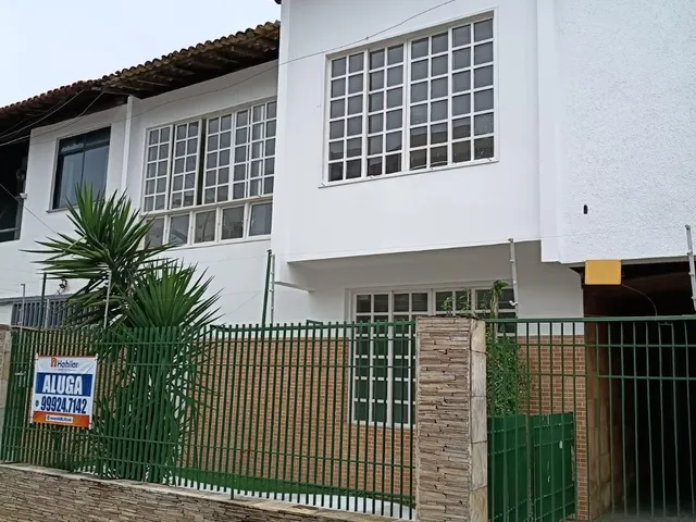 Casa com 330m², para alugar, no bairro Salgado Filho em Aracaju