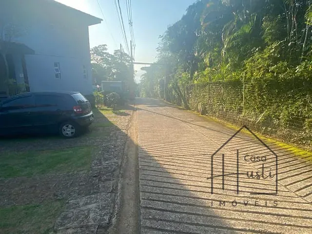 Casa com 170m² 3 quartos e 4 banheiros, à venda, no bairro Veloso (Cambaquara) em Ilhabela