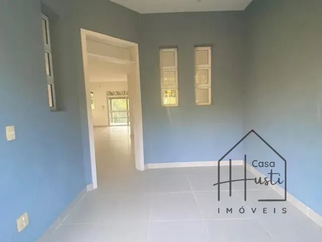 Casa com 170m² 3 quartos e 4 banheiros, à venda, no bairro Veloso (Cambaquara) em Ilhabela