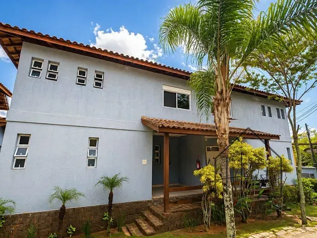 Casa com 170m² 3 quartos e 4 banheiros, à venda, no bairro Veloso (Cambaquara) em Ilhabela