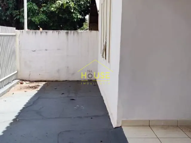 Casa com 300m², à venda, no bairro Vila América em Votuporanga