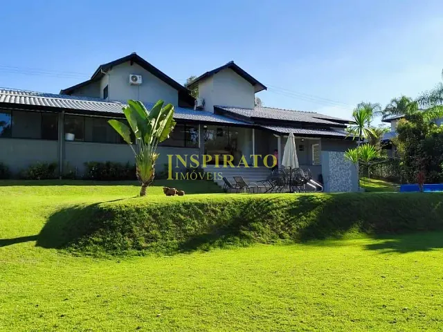 Casa com 1200m² 4 quartos e 7 banheiros, à venda ou para alugar, no bairro Medeiros em Jundiaí