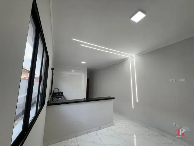 Casa com 155m² 3 quartos e 2 banheiros, à venda, no bairro Loty em Itanhaém