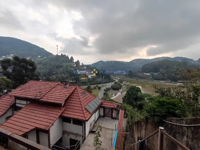 Casa com 2500m² 6 quartos e 8 banheiros, à venda, no bairro Quitandinha em Petrópolis