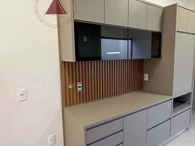Casa com 250m² 3 quartos e 3 banheiros, à venda, no bairro Residencial Colina do Espraiado em Franca