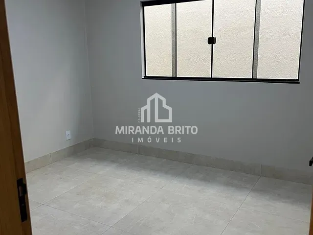 Casa 3 quartos e 2 banheiros, à venda, no bairro Residencial Solar Central Park em Aparecida de Goiânia