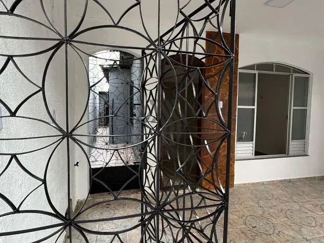 Casa 3 quartos e 1 banheiro, à venda, no bairro Nazaré em Belém