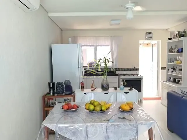 Sobrado com 100m² 2 quartos e 3 banheiros, à venda, no bairro Boraceia em Bertioga