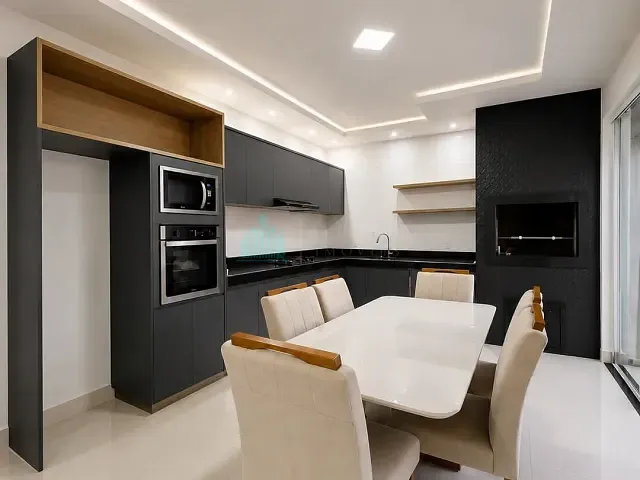 Casa 2 quartos e 2 banheiros, para alugar, no bairro Vila União em Catalão