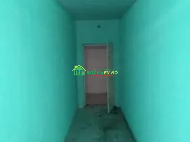 Casa com 210m², à venda ou para alugar, no bairro Centro em Teresina