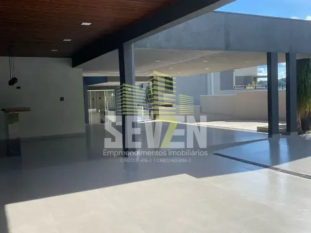 Casa com 1200m² 3 quartos e 3 banheiros, à venda, no bairro Jardim Danúbio em Agudos