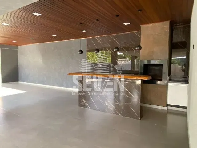 Casa com 1200m² 3 quartos e 3 banheiros, à venda, no bairro Jardim Danúbio em Agudos